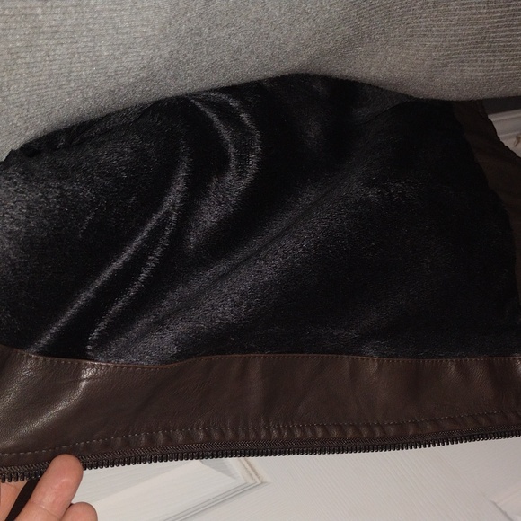 Leather Jacket - Picture 5 of 8